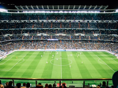 世界杯球员数据 - 克罗地亚门将利瓦科维奇飞身扑救的精彩瞬间